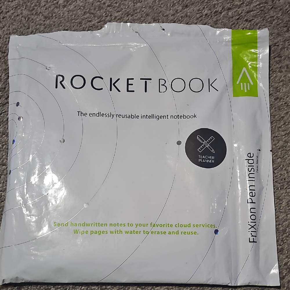 Rocketbook Intelligent Reusable Notebook - White - Picture 3 of 4